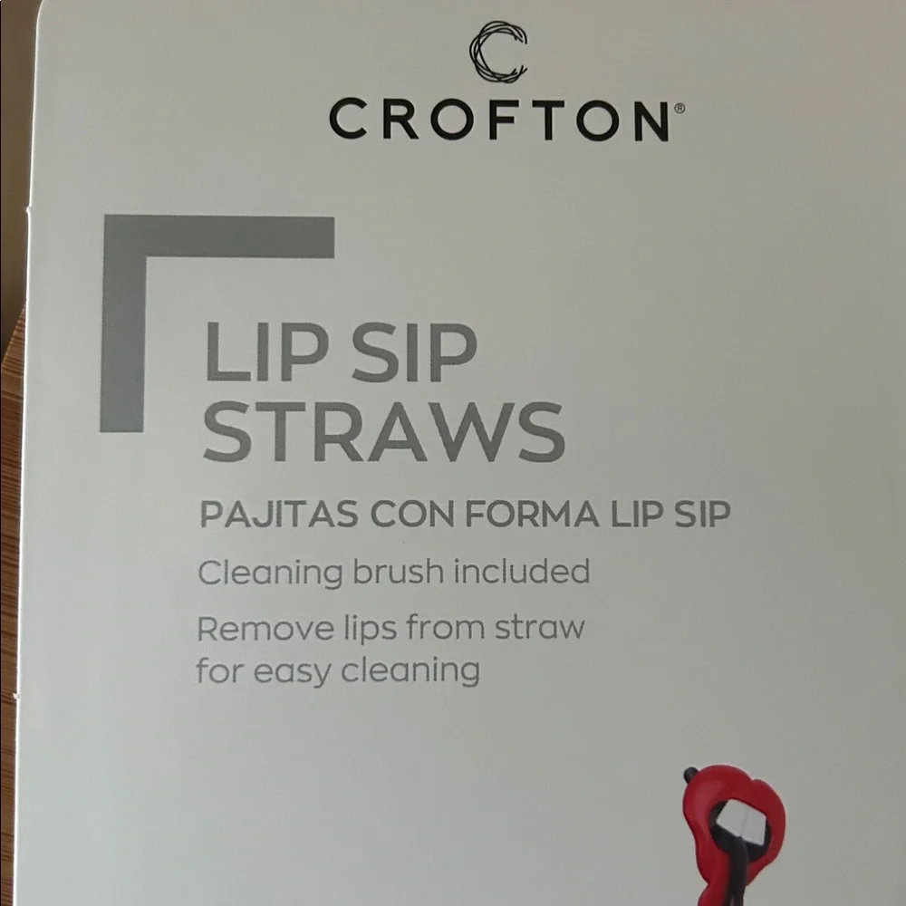 Heart-Shaped Red Lip Sip Straw, with straws and cleaning brush